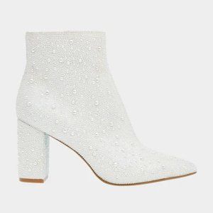 Betsey Johnson Cady Ivory Booties - New Women's 8.5 M